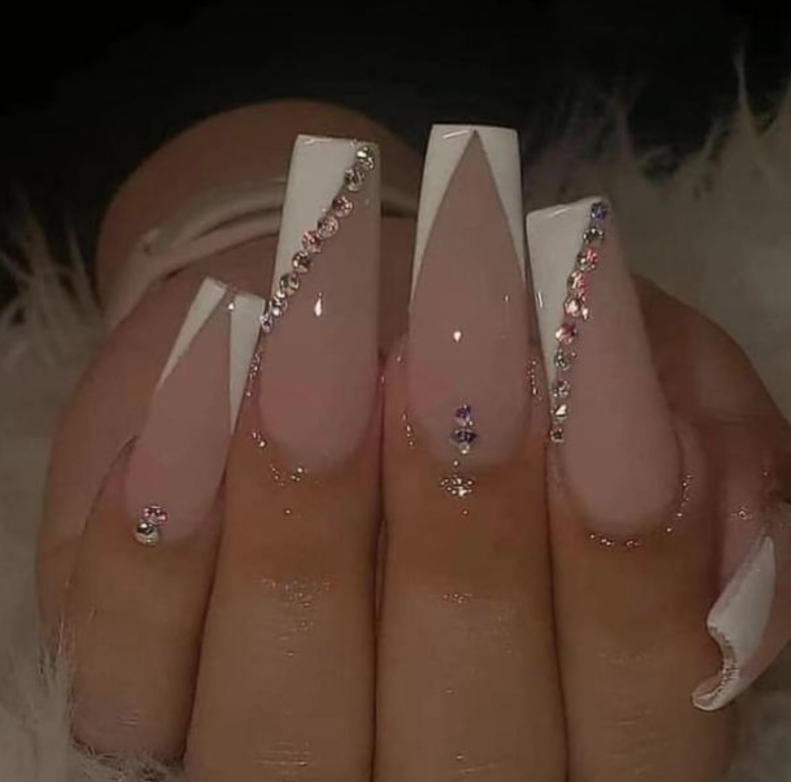 V-SHAPED FRENCH